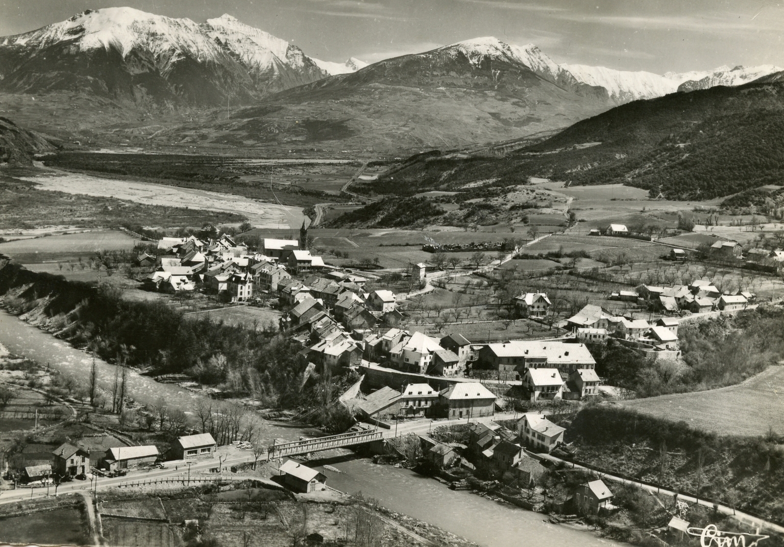 Savines le Lac Avant / Après construction du barrage de Serre-Ponçon 