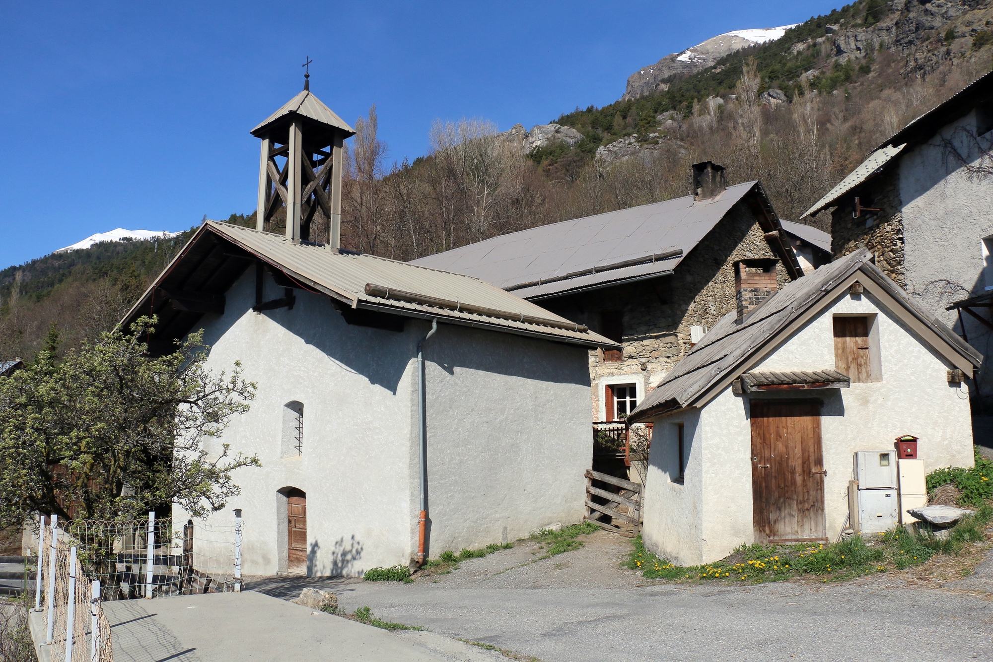 Chapelle Notre-Dame-des-Neiges au hameau des Casses