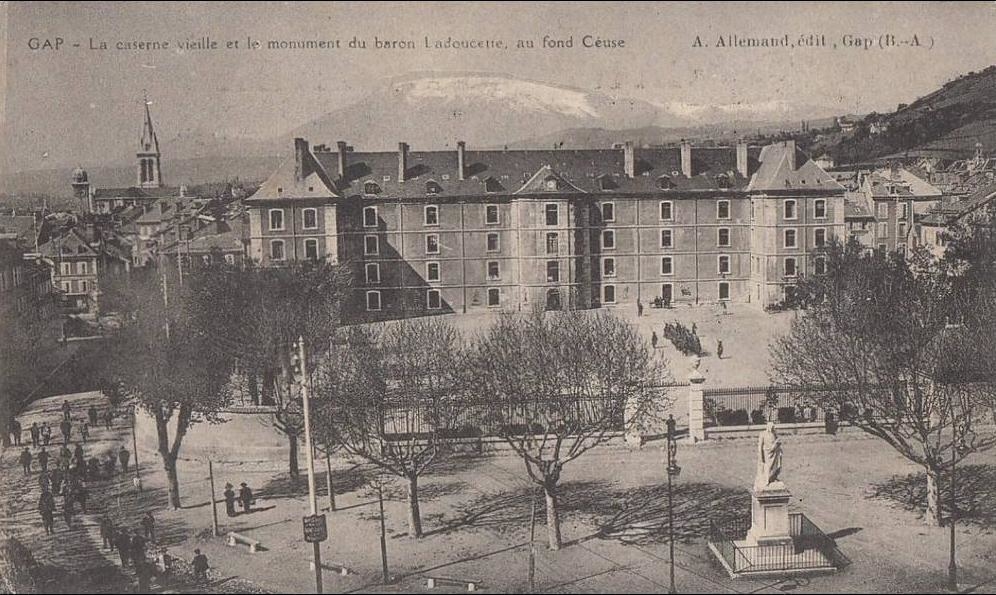 Caserne Desmichels Avant / Après 