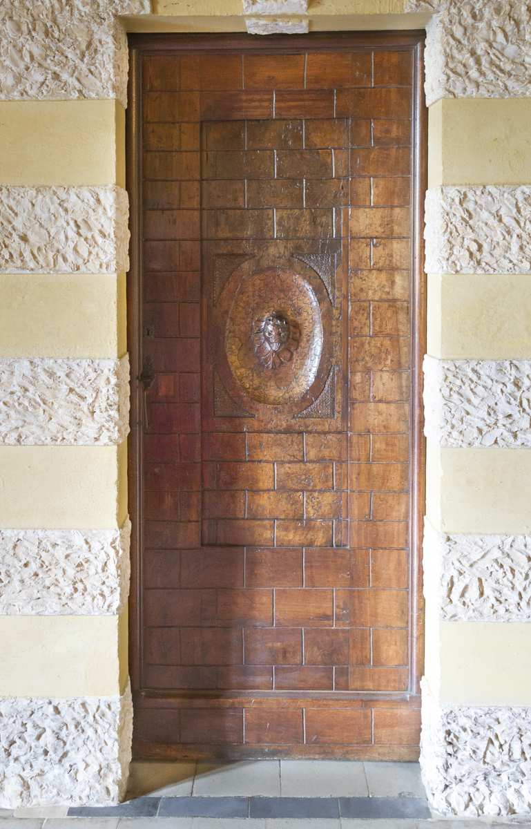 Les portes sculptées