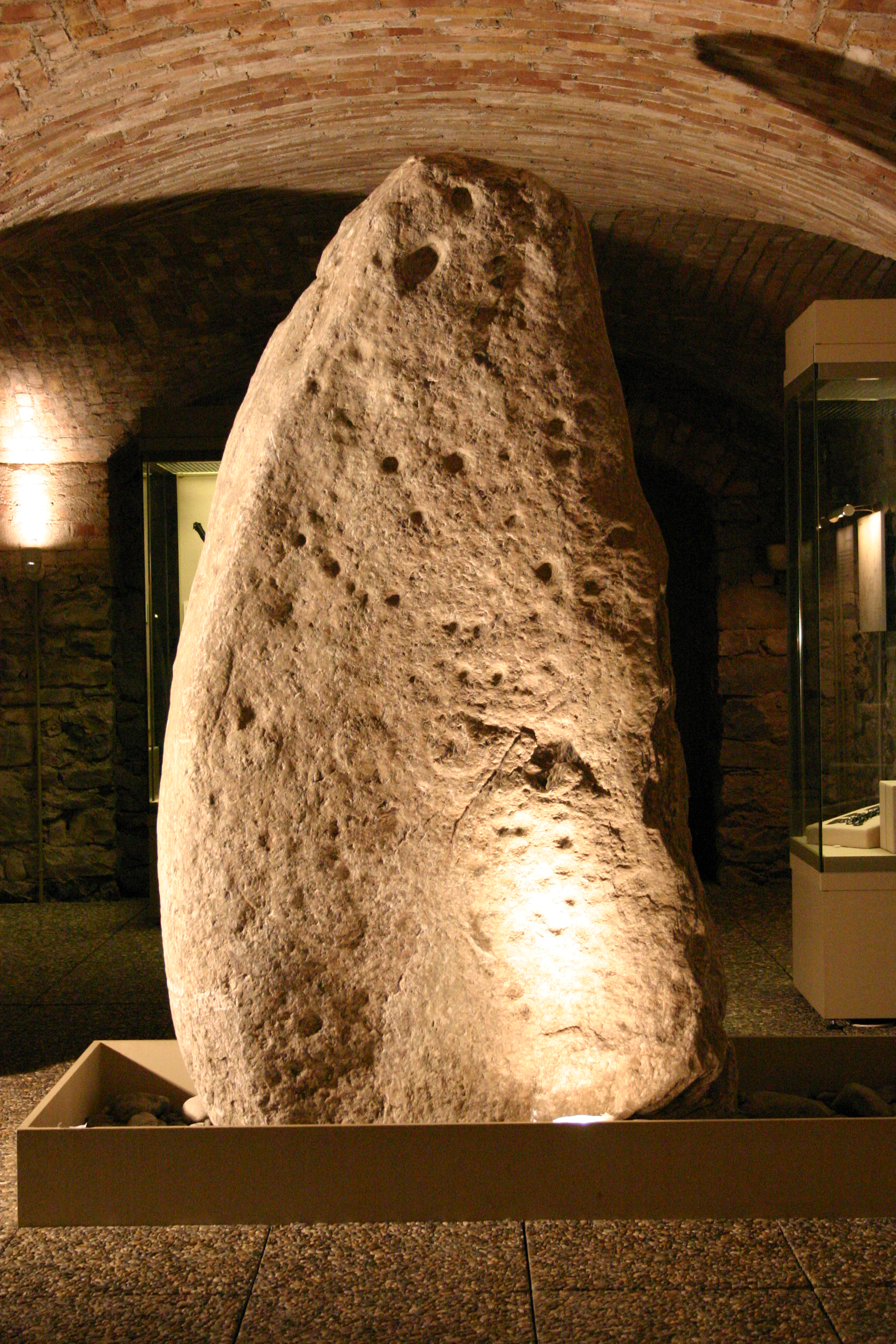 Dolmen du Serre des Fourches, Tallard