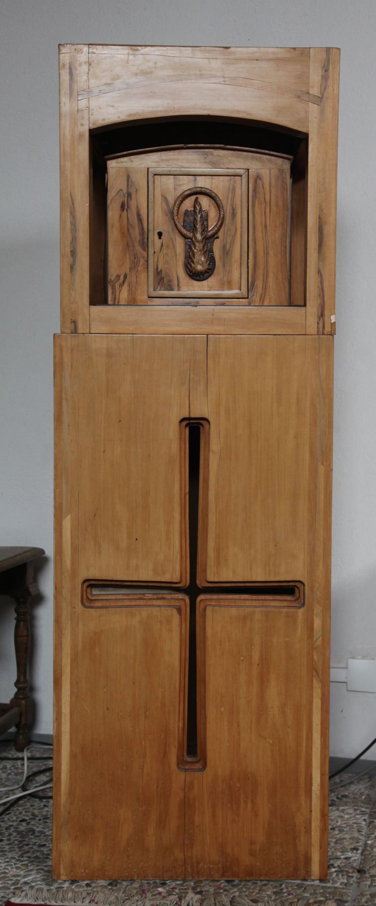 A observer à l'intérieur : oeuvres et mobilier